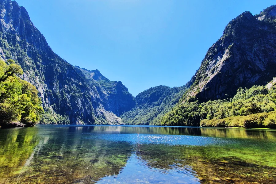 Laguna Triangulo: La Joya Oculta del Parque Alerce Andino